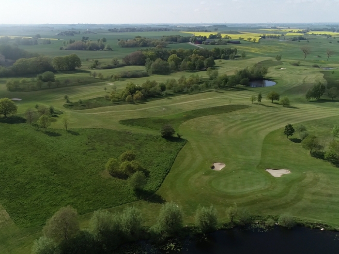 Naturligtvis Golf & Country Club| Utsikt över hål 6-12