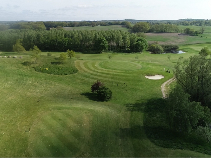 Naturligtvis Golf & Country Club| Utsikt över hål 1 & 6