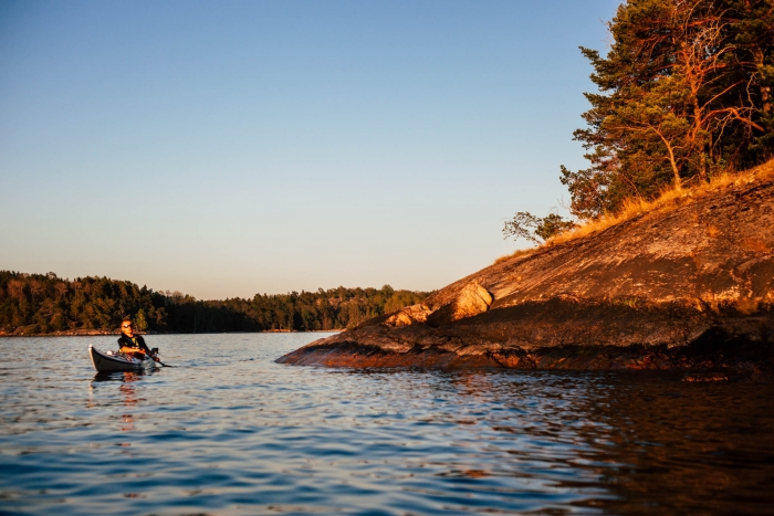 Guided kayak tour around islands of Stockholm Archipelago