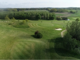 Naturligtvis Golf & Country Club| Utsikt ver hl 1 & 6